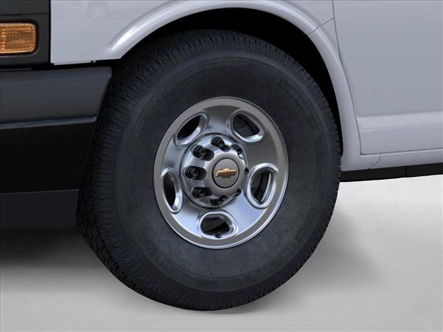 New 2026 Chevrolet Express 3500 w/ Driver Convenience Package RWD image 9