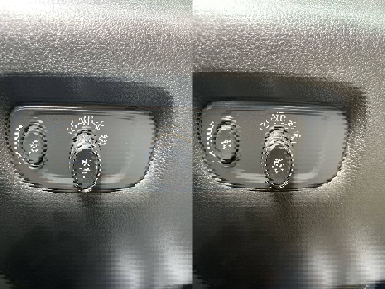 Used 2023 Chevrolet Traverse LT image 17