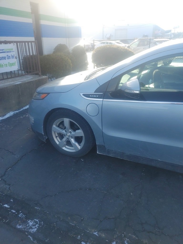 Used 2014 Chevrolet Volt Base w/ Enhanced Safety Package 1 image 11