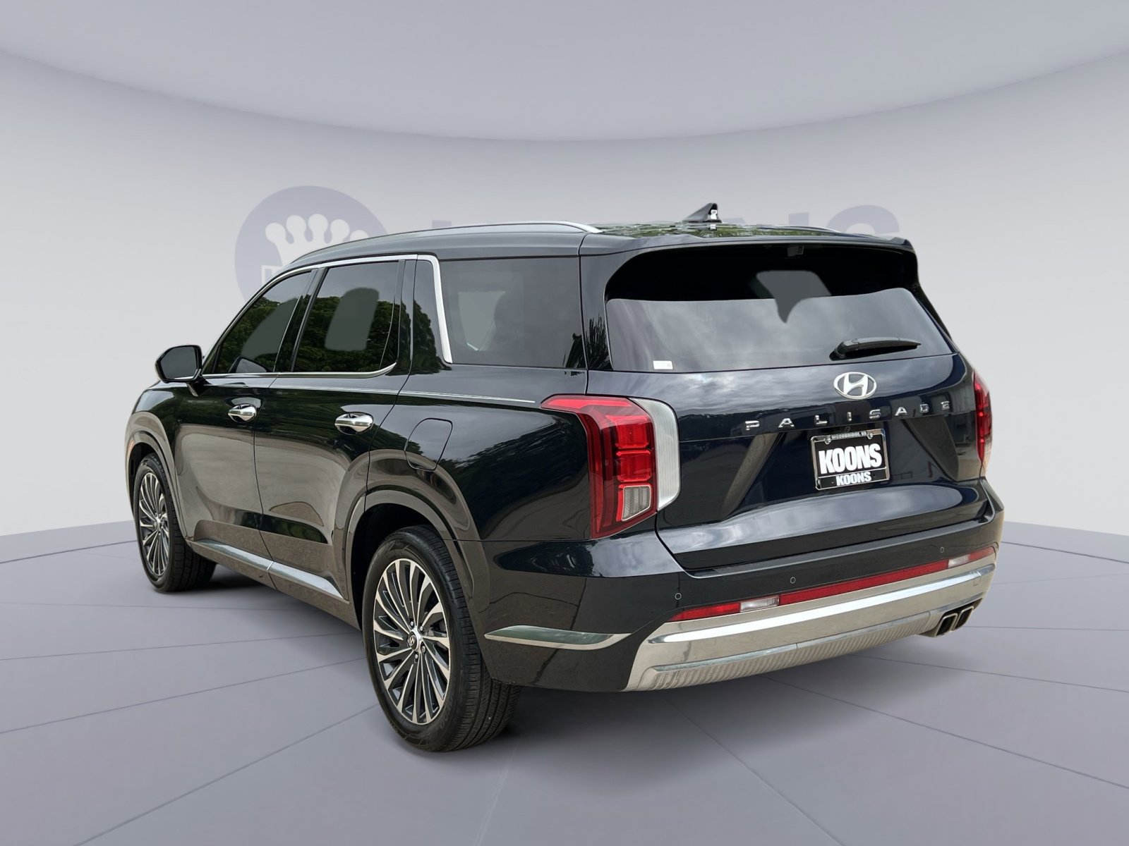 Used 2024 Hyundai Palisade Calligraphy FWD image 4