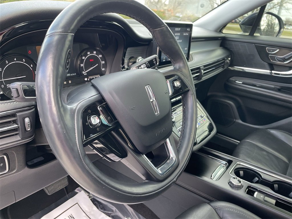 Used 2020 Lincoln Corsair AWD w/ Premium Package image 18