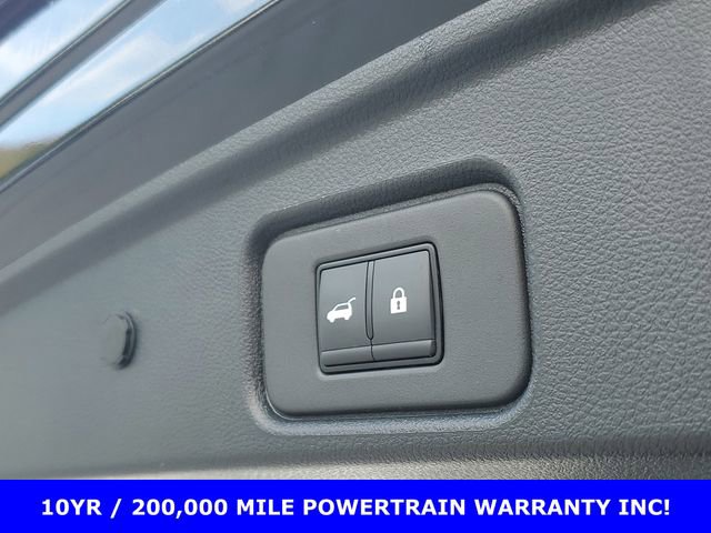 Used 2025 Nissan Pathfinder SV image 29