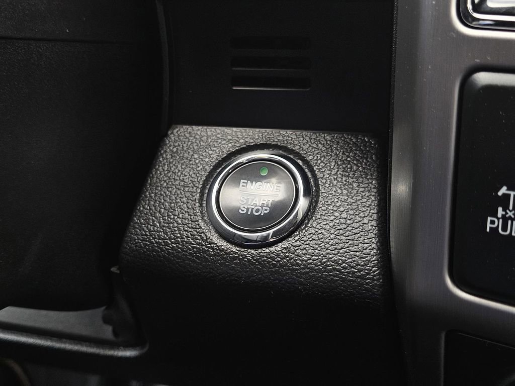 Used 2020 Ford F150 Platinum w/ Equipment Group 701A Luxury image 31