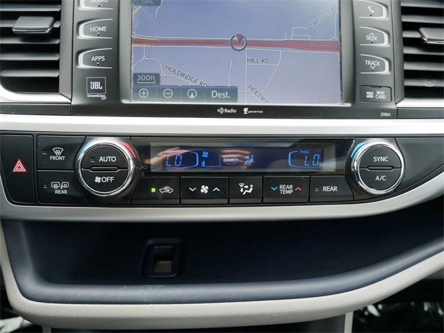 Used 2015 Toyota Highlander Limited image 20