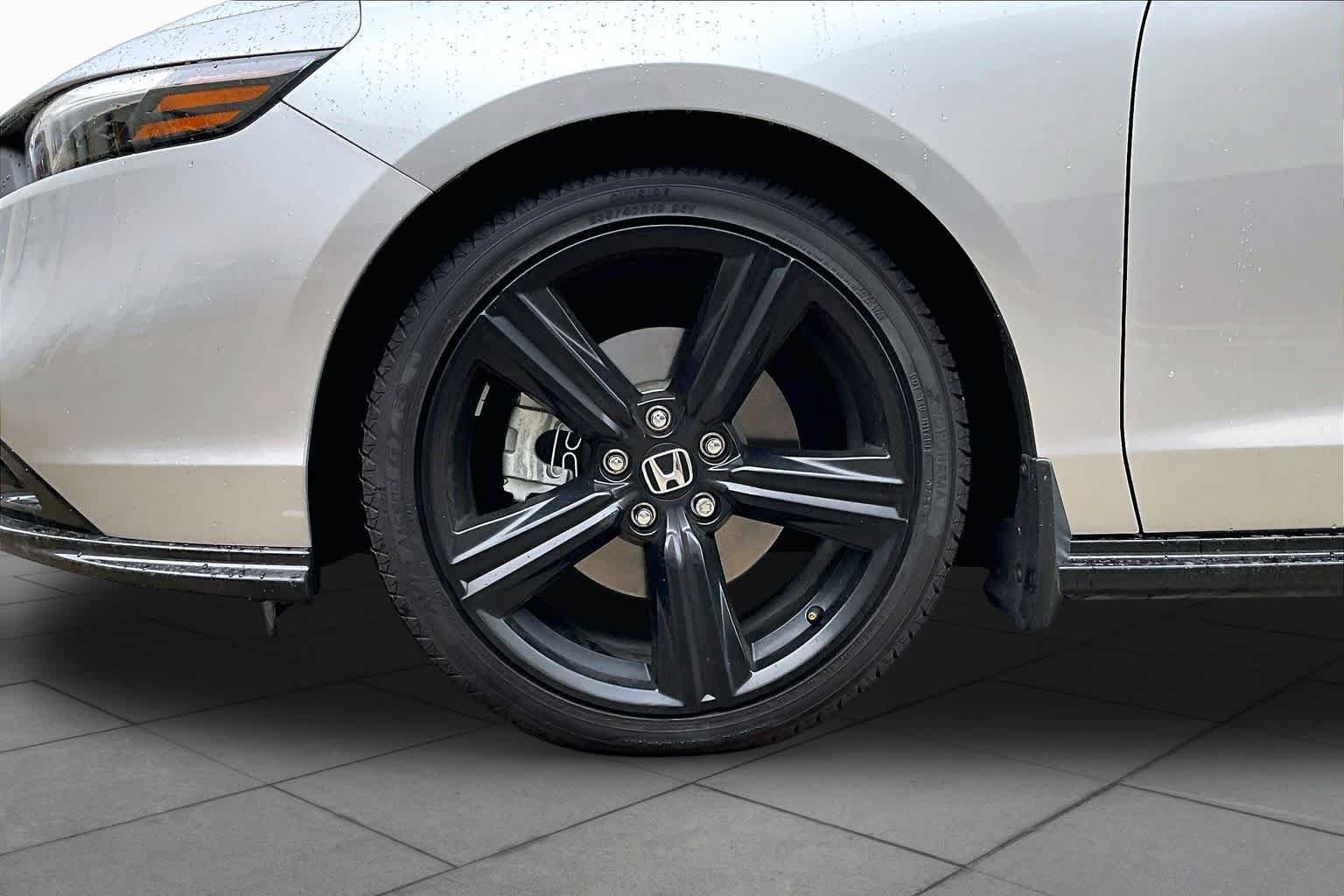 Used 2024 Honda Accord Sport image 11