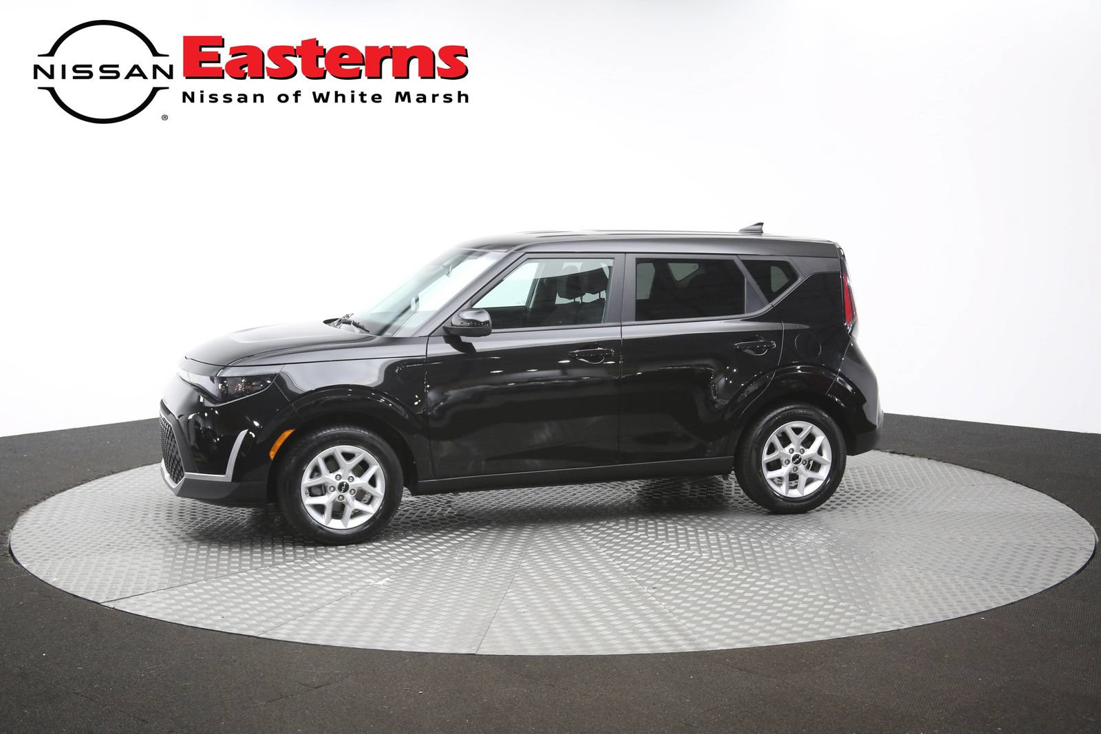 Used 2025 Kia Soul LX w/ LX Technology Package FWD image 57