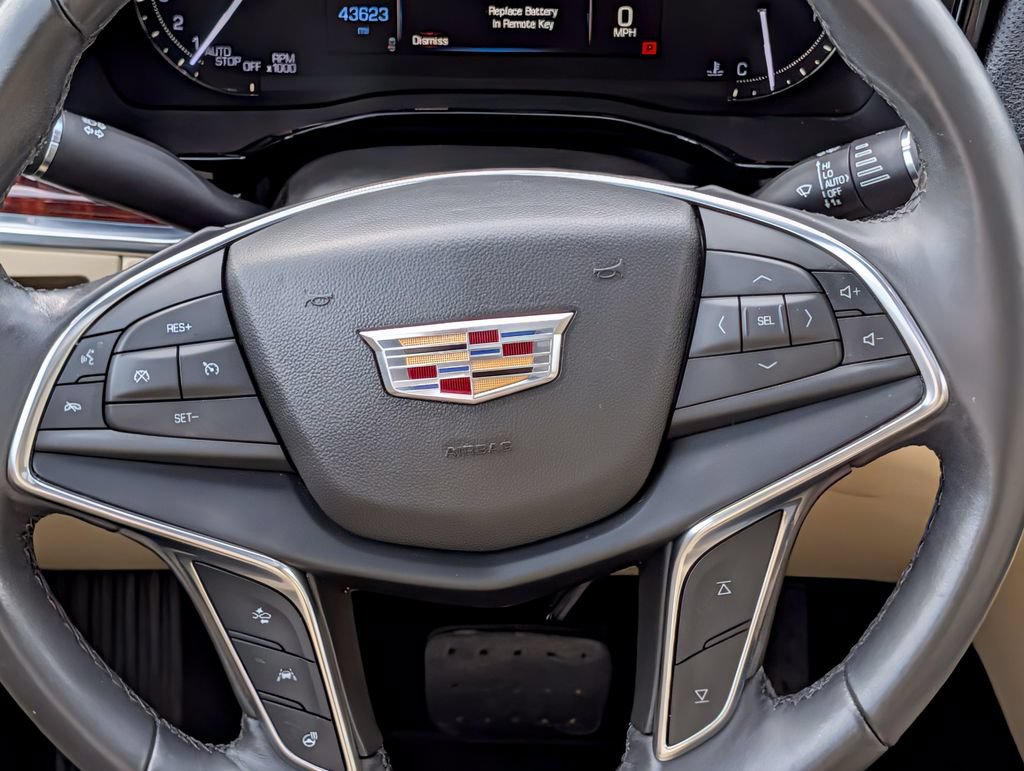 Used 2018 Cadillac XT5 Premium Luxury FWD image 13
