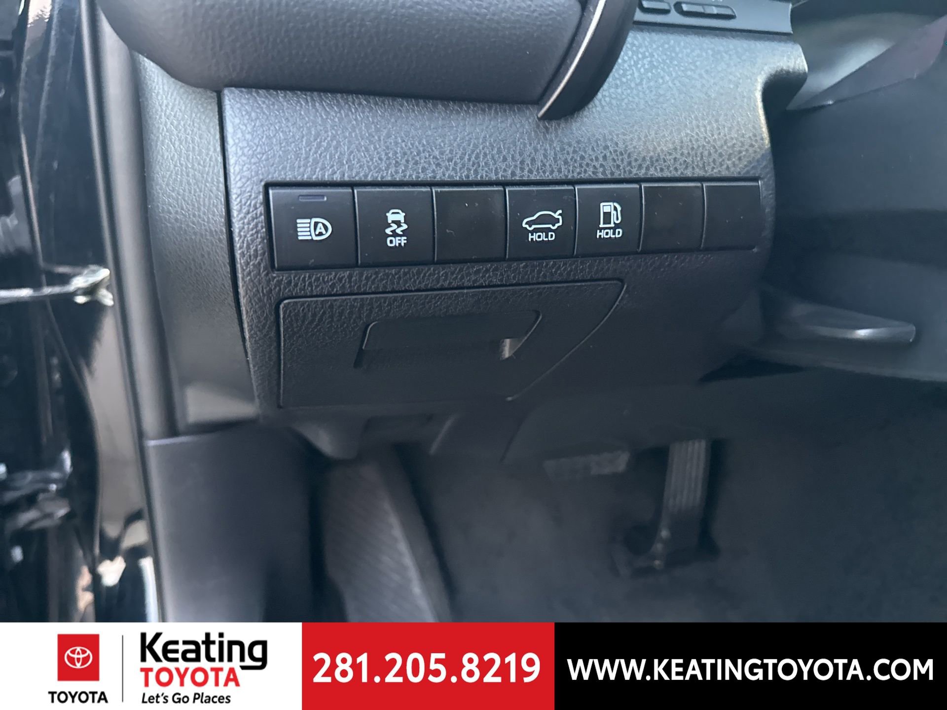 Used 2023 Toyota Camry XSE FWD image 12