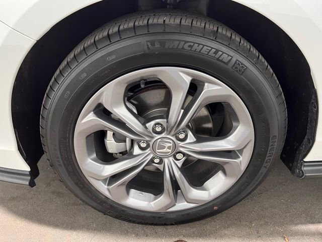 Used 2024 Honda Accord EX image 28