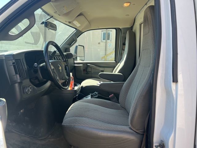 Used 2019 Chevrolet Express 3500 w/ Power Convenience Package RWD image 26
