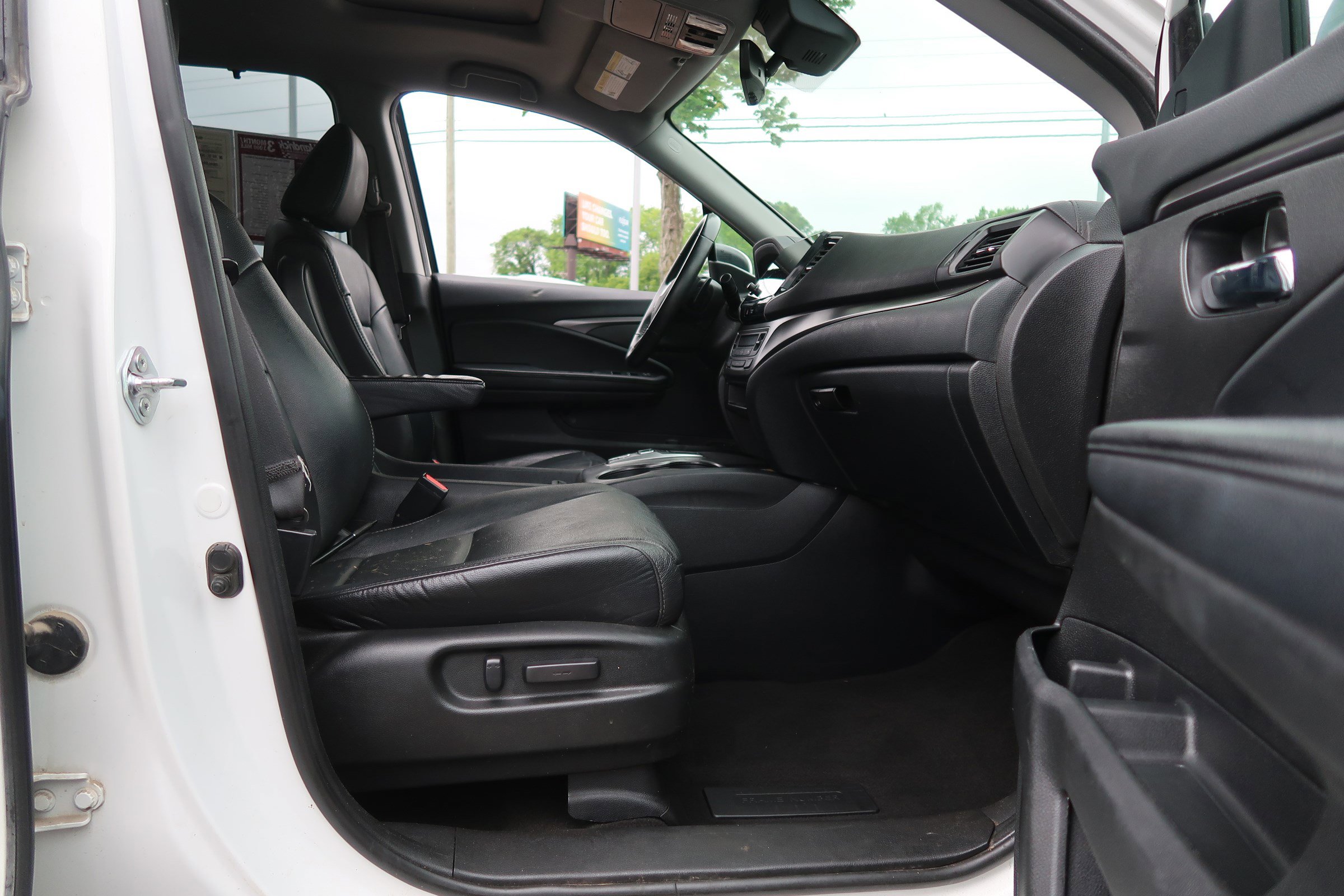 Used 2022 Honda Pilot Special Edition image 41