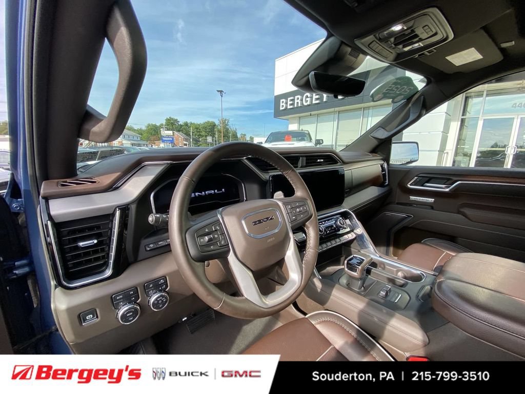 Certified 2025 GMC Sierra 1500 Denali w/ Denali Reserve Package AWD/4WD image 12