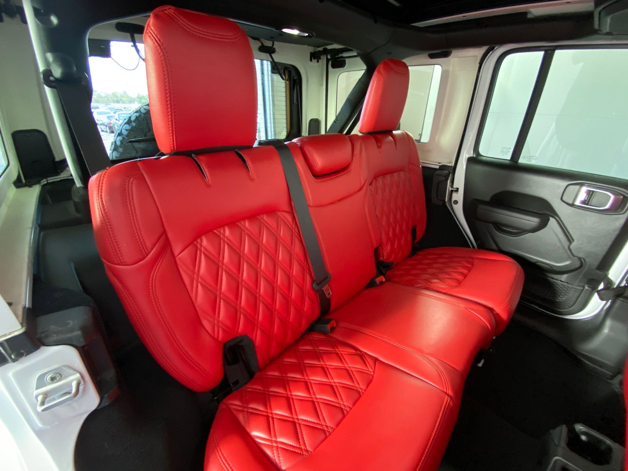 Used 2022 Jeep Wrangler Unlimited Sport w/ Sun And Sound Package image 30