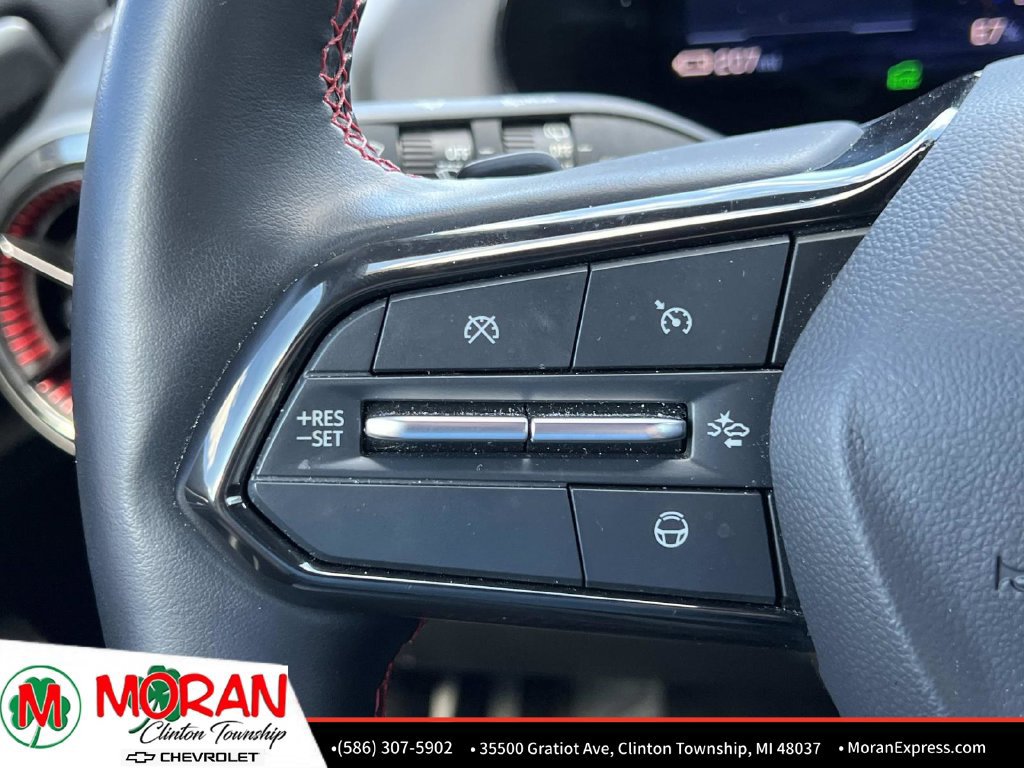 Certified 2024 Chevrolet Equinox EV RS AWD/4WD image 25