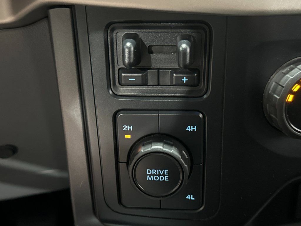 Used 2021 Ford F150 XLT image 36