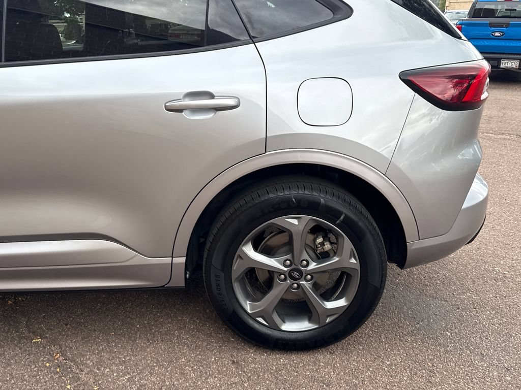 Certified 2024 Ford Escape ST-Line AWD/4WD image 36