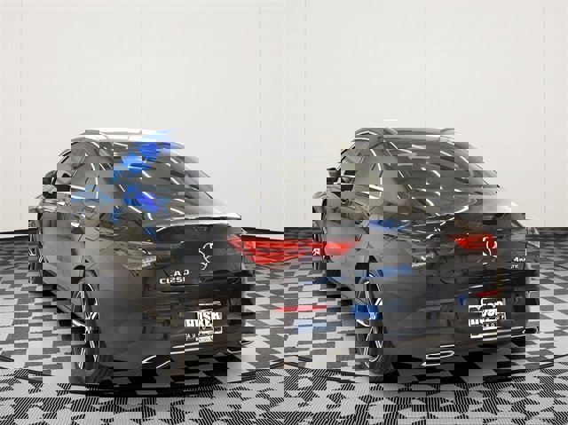 Used 2023 Mercedes-Benz CLA 250 4MATIC image 10