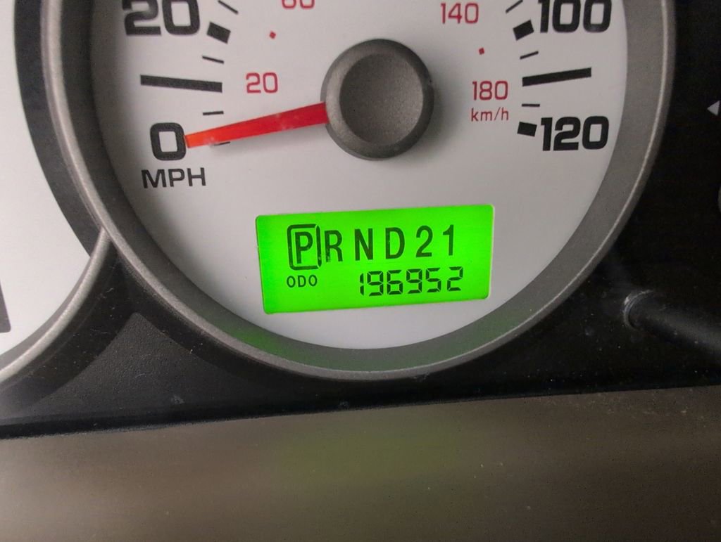 Used 2005 Ford Escape XLT image 22