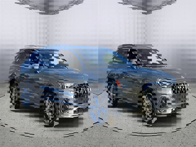 Used 2020 Audi Q3 2.0T Premium w/ Convenience Package image 5