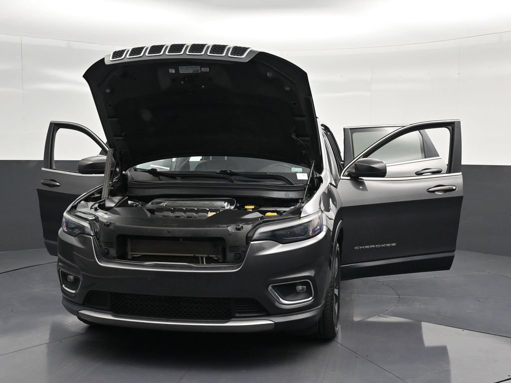 Used 2020 Jeep Cherokee Limited FWD image 25