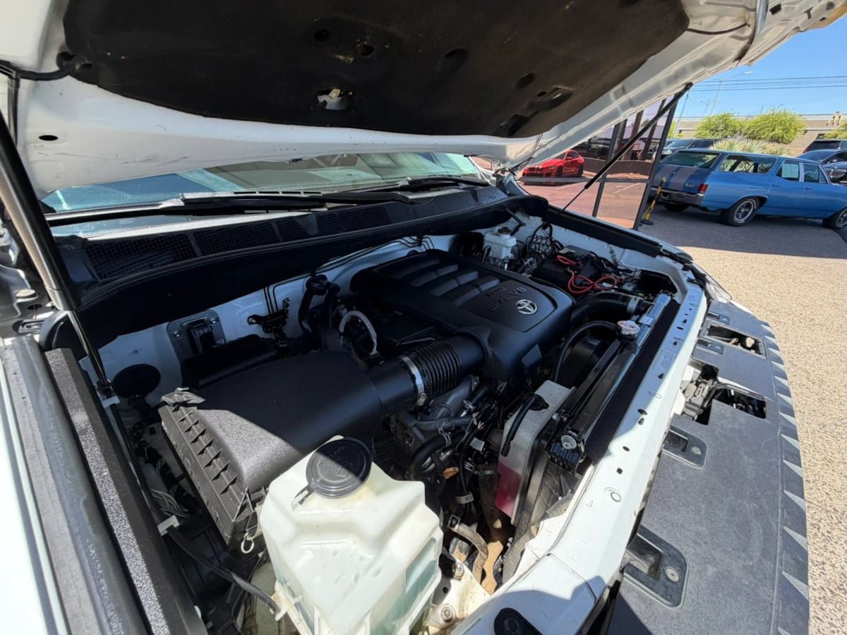 Used 2021 Toyota Tundra SR5 AWD/4WD image 31