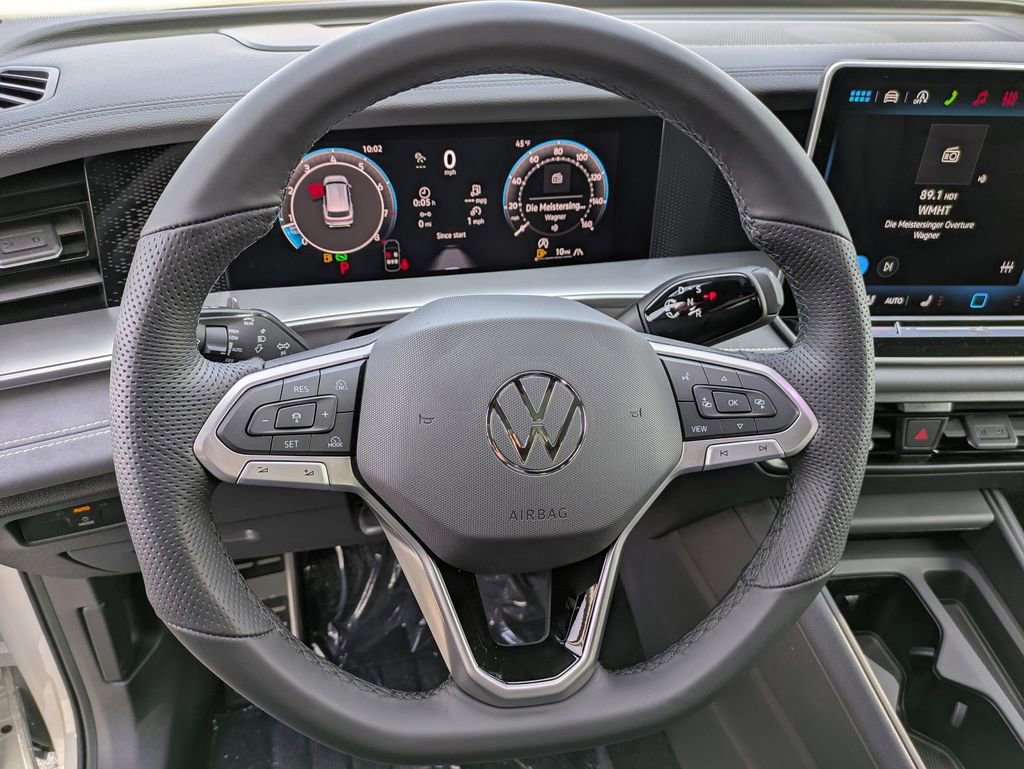 New 2026 Volkswagen Tiguan SE R-Line image 18