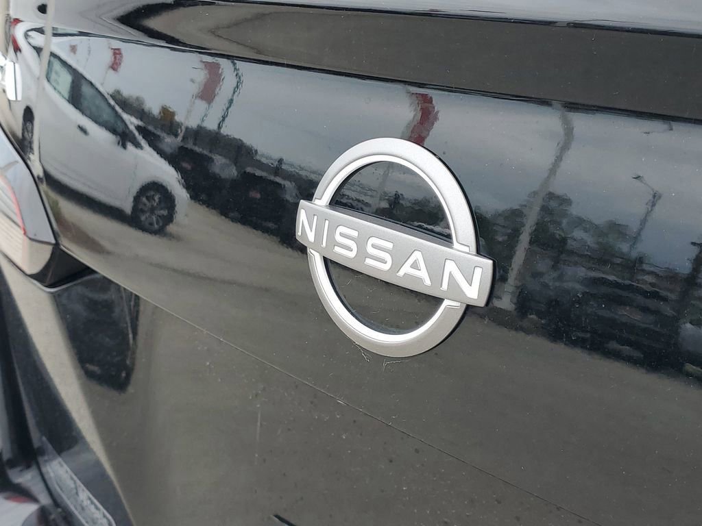 Used 2024 Nissan Versa S w/ S Plus Package FWD image 7