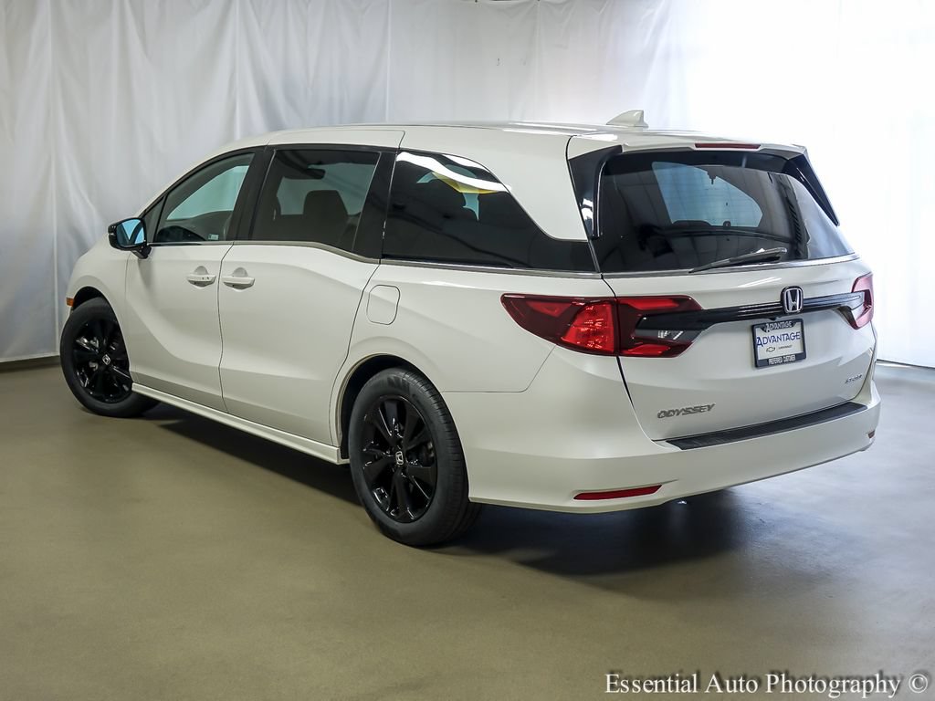 Used 2023 Honda Odyssey Sport image 9