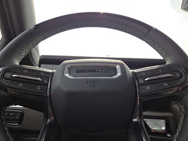 New 2026 GMC Yukon XL Denali Ultimate AWD/4WD image 33