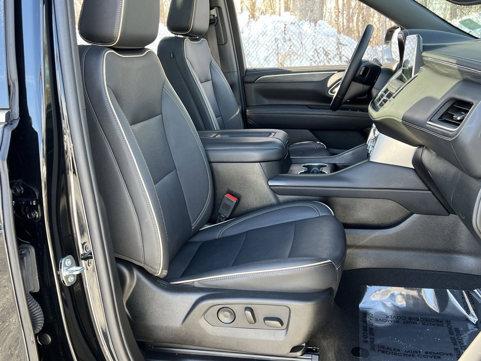 Used 2023 GMC Yukon XL SLT image 27