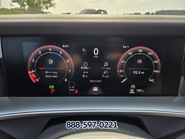 New 2026 Volkswagen Tiguan SE FWD image 19