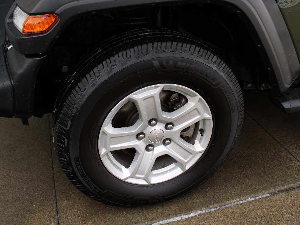 Certified 2023 Jeep Wrangler Sport S image 36