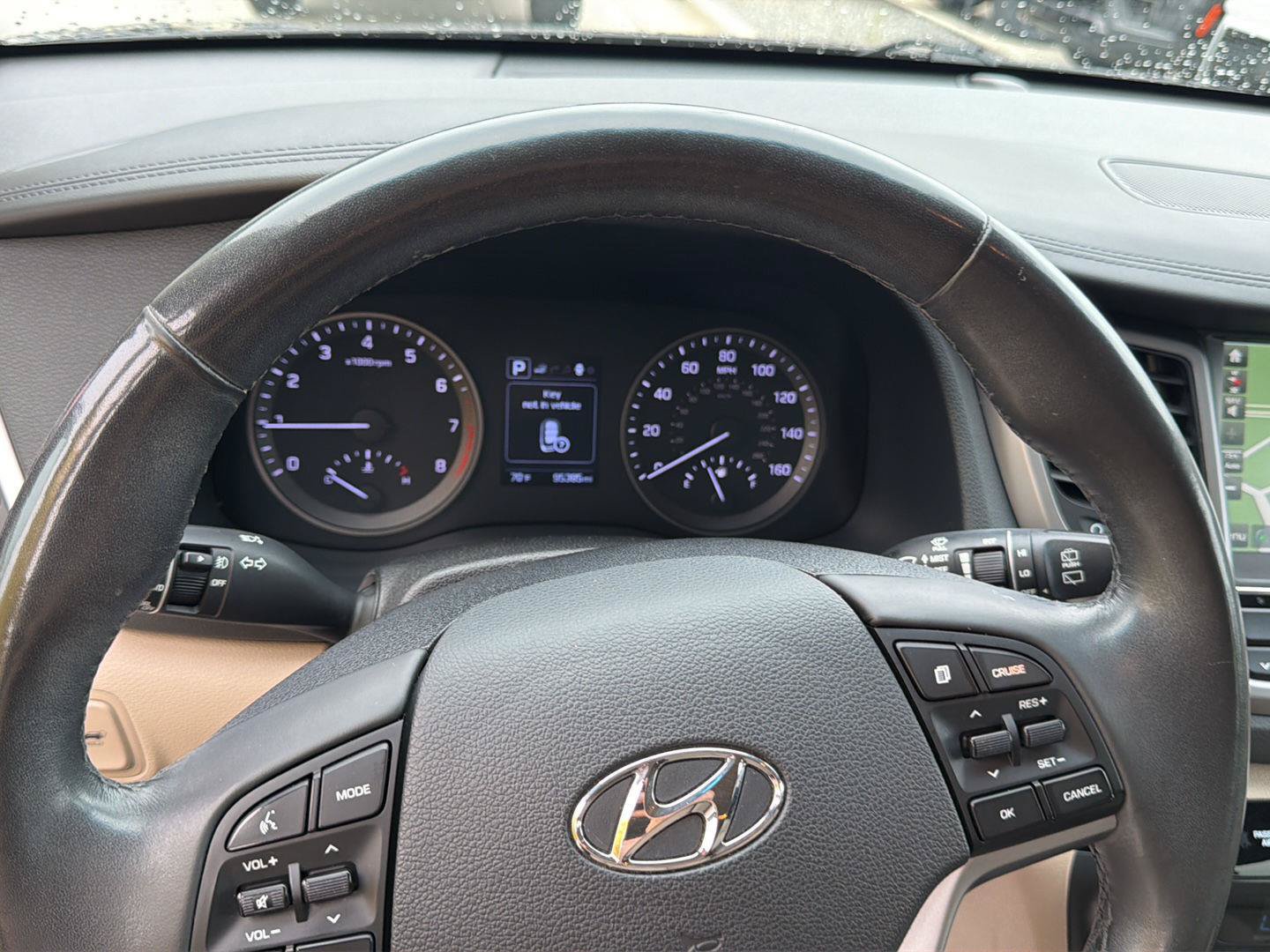 Used 2018 Hyundai Tucson Limited FWD image 15
