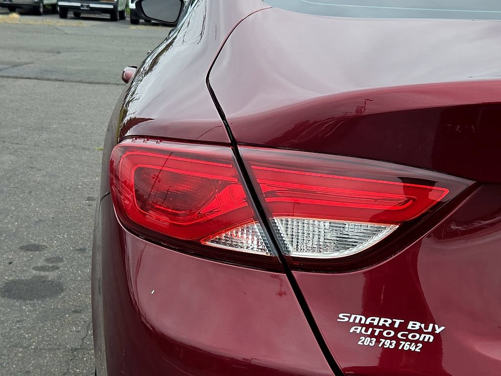 Used 2015 Chrysler 200 Limited FWD image 14