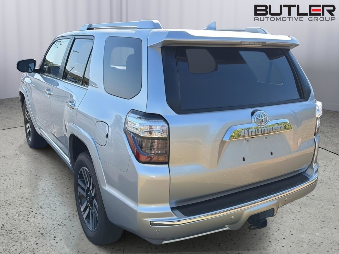Used 2021 Toyota 4Runner Limited AWD/4WD image 10