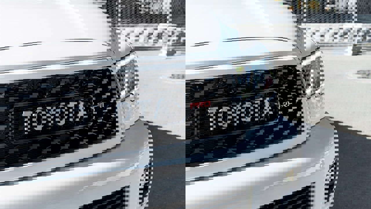 Used 2021 Toyota Sequoia TRD Pro AWD/4WD image 8