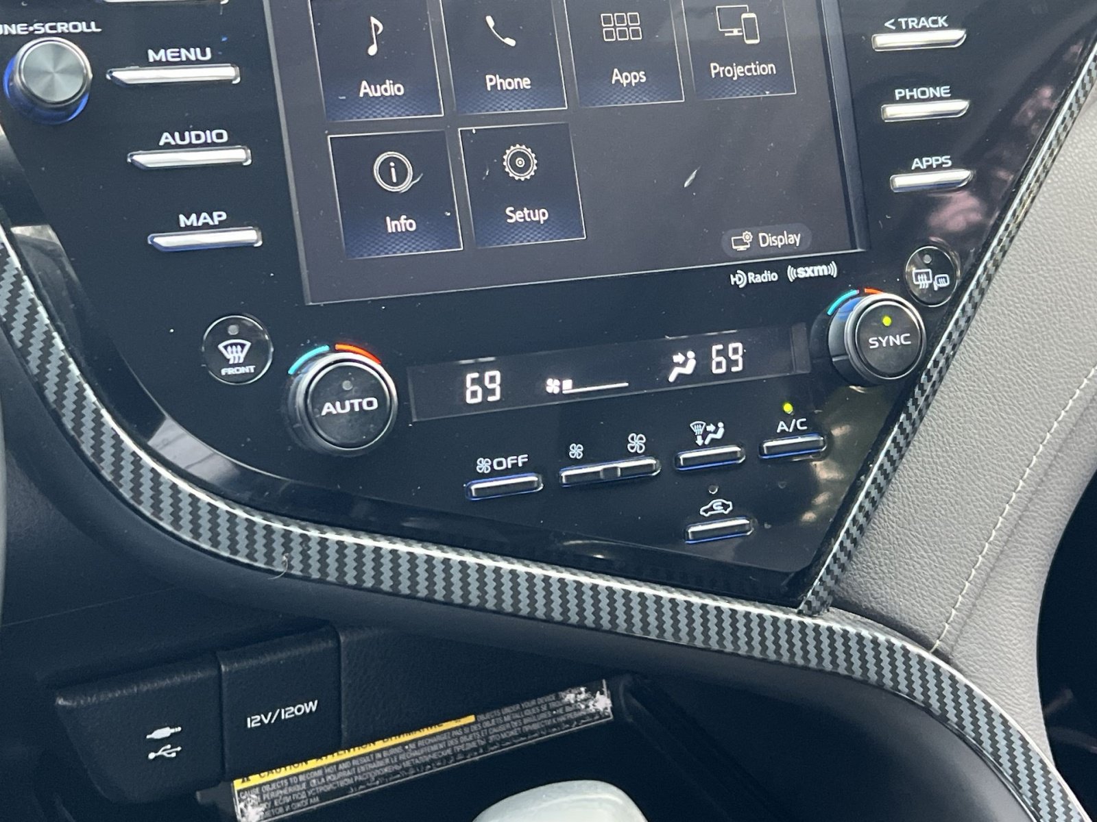 Used 2019 Toyota Camry SE w/ Audio Package FWD image 26