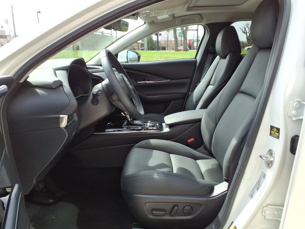 Certified 2025 MAZDA CX-30 AWD 2.5 S w/ Preferred Package image 13