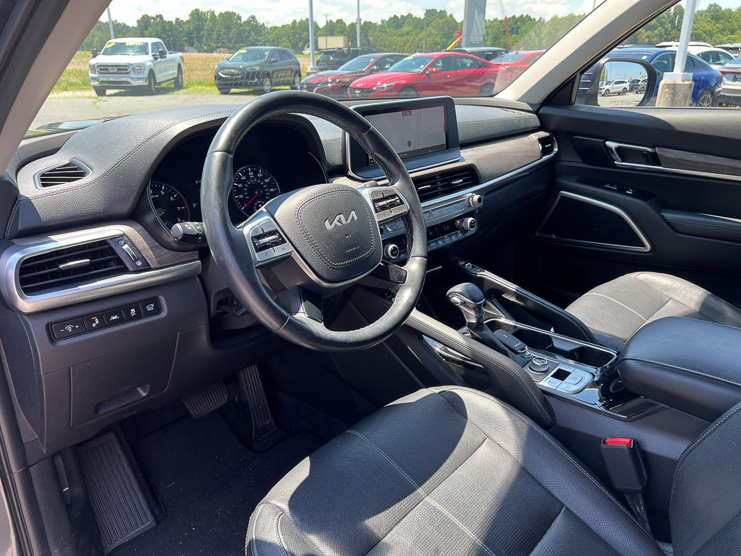 Used 2022 Kia Telluride EX w/ EX Premium Package AWD/4WD image 18