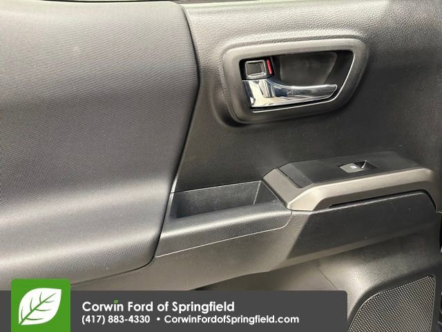 Used 2019 Toyota Tacoma TRD Off-Road image 18