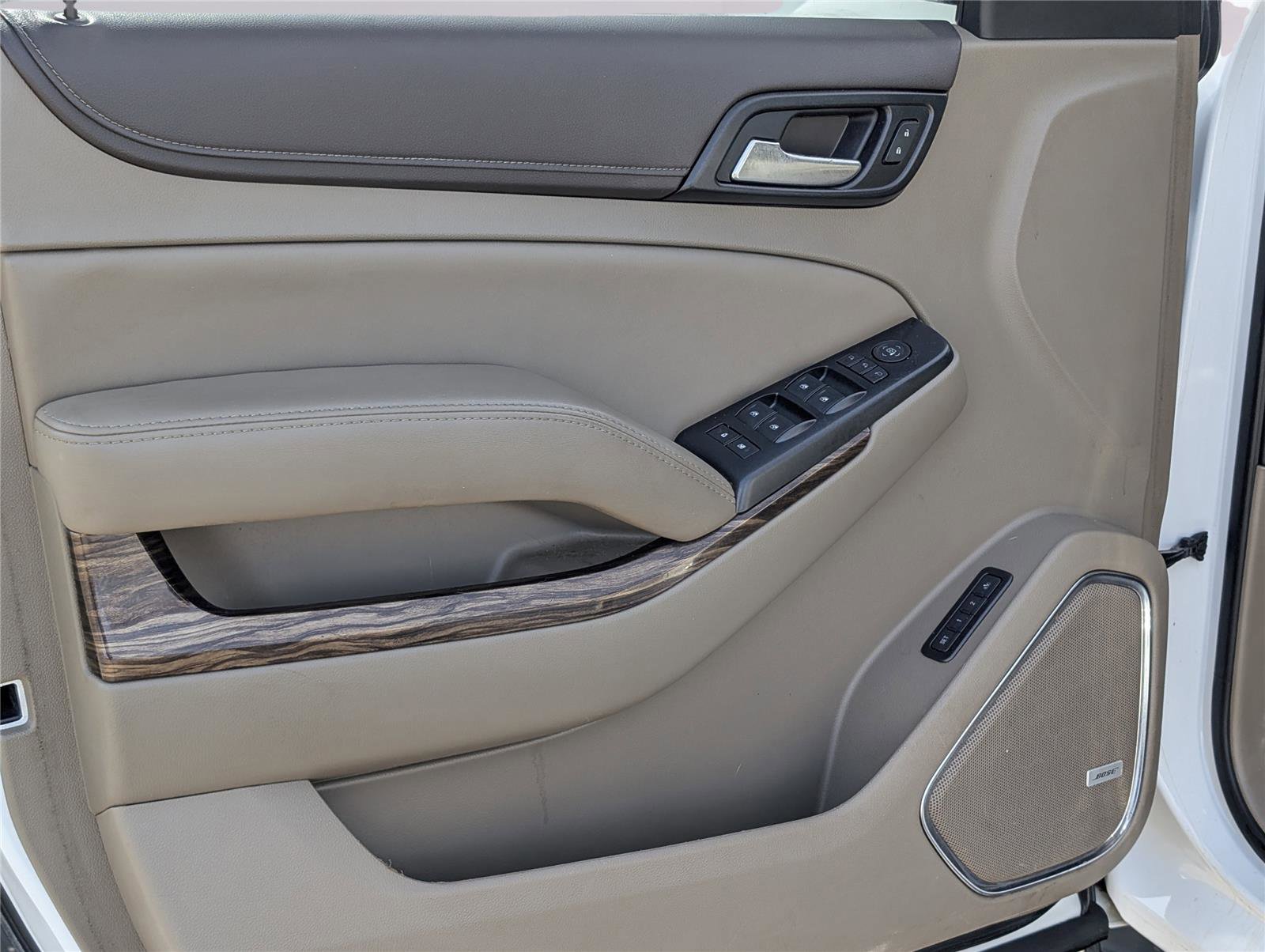 Used 2017 GMC Yukon SLT image 13