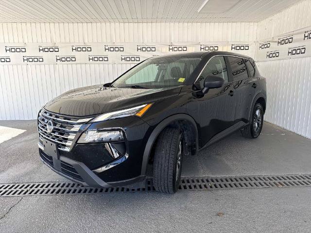 Used 2024 Nissan Rogue S AWD/4WD image 4