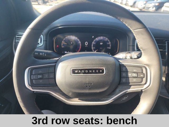 Used 2024 Jeep Wagoneer L Series II RWD image 15
