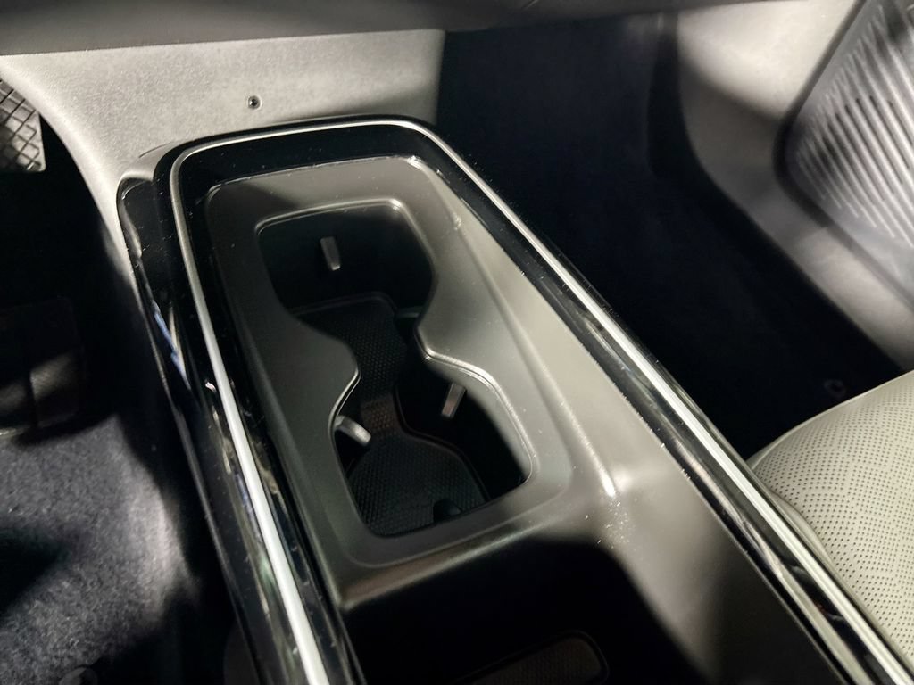 Certified 2023 Volkswagen ID.4 Pro S AWD/4WD image 16
