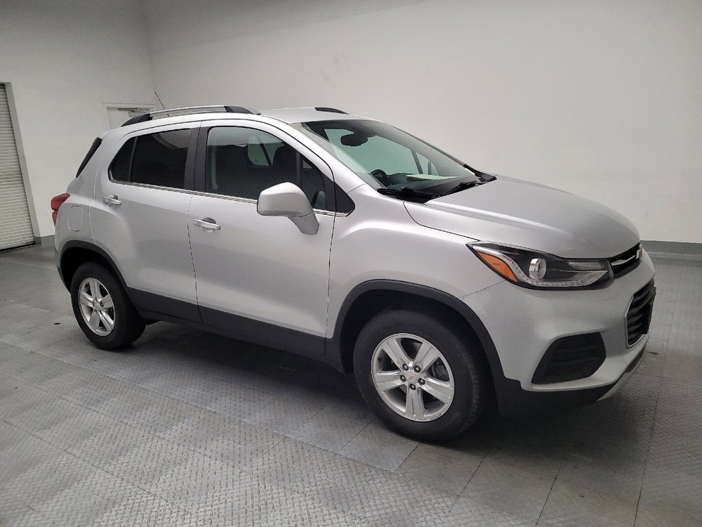 Used 2017 Chevrolet Trax LT w/ LT Convenience Package image 11