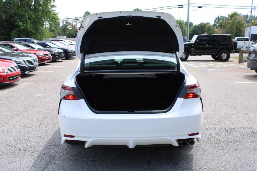 Used 2023 Toyota Camry SE FWD image 9
