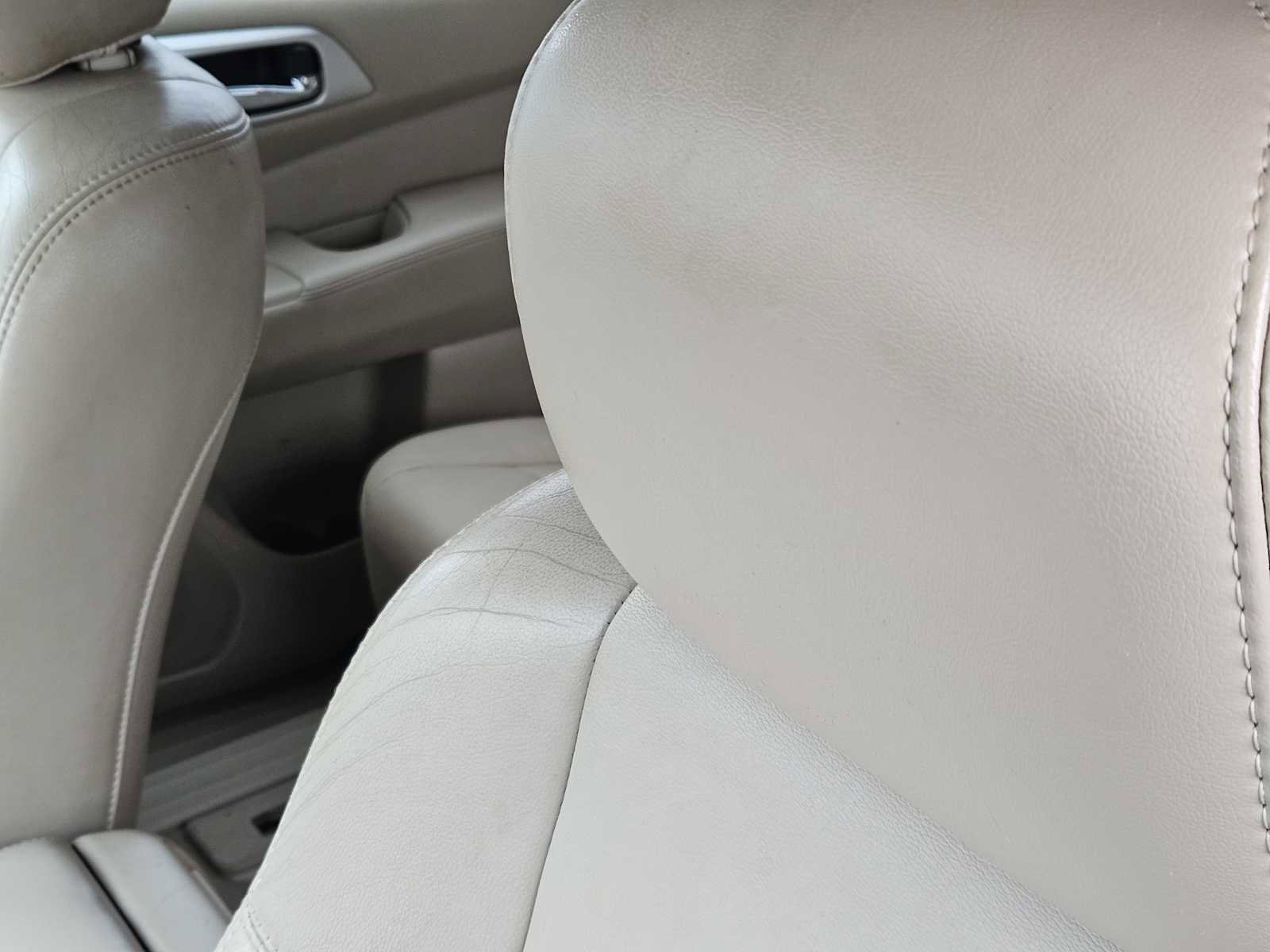 Used 2014 Nissan Pathfinder SL w/ SL Premium Package image 15