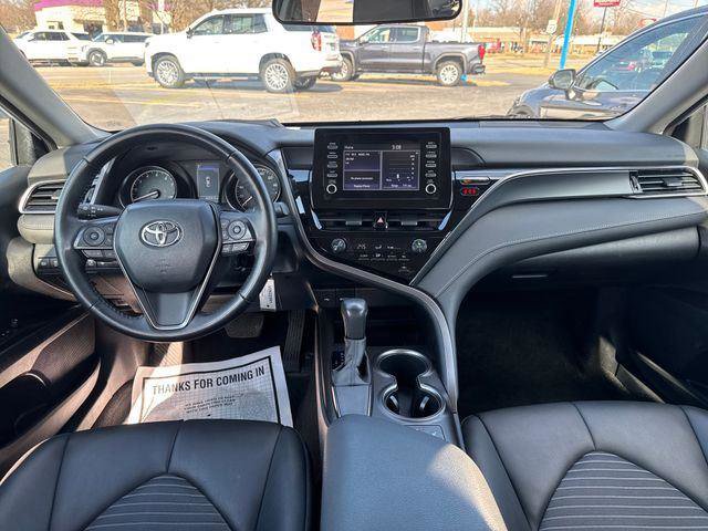 Used 2024 Toyota Camry SE image 17