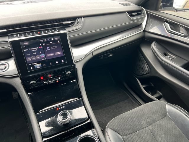 Used 2023 Jeep Grand Cherokee L Laredo image 34