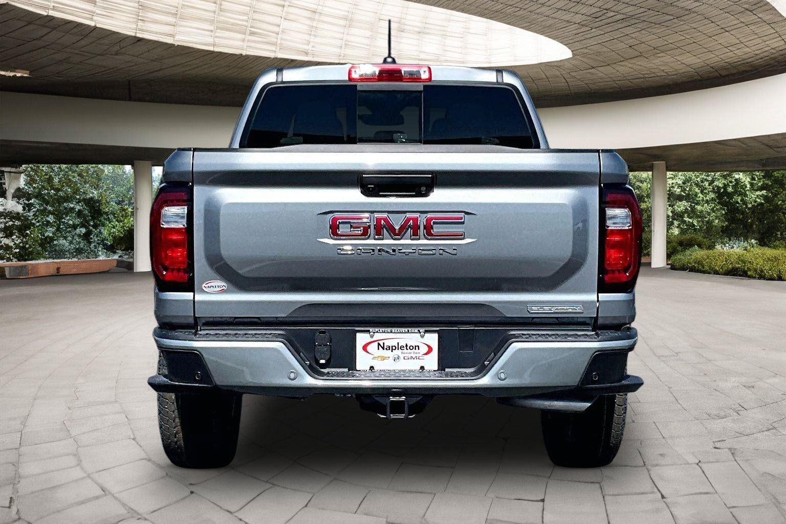 New 2026 GMC Canyon Elevation w/ Convenience Package AWD/4WD image 4